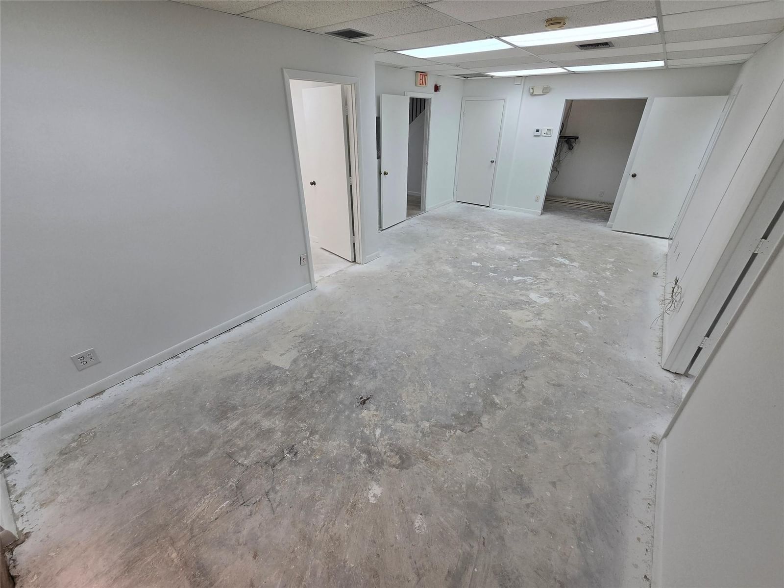 7800 W Oakland Park Boulevard #101, Fort Lauderdale, FL 33351 photo 2