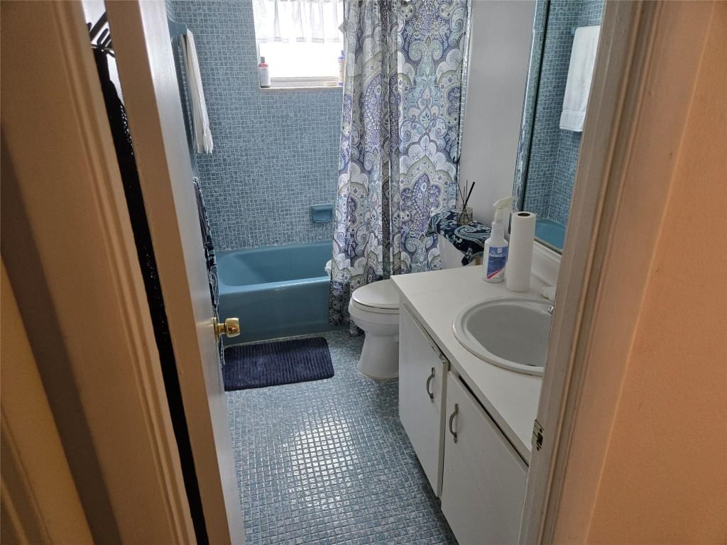 3080 Holiday Springs Boulevard #209, Margate, FL 33063 photo 3