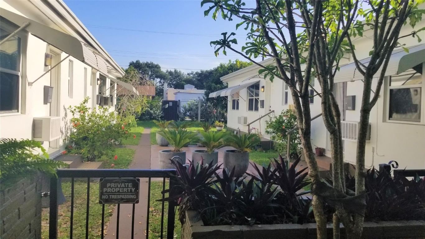 1933 Dewey Street, Hollywood, FL 33020 photo 4