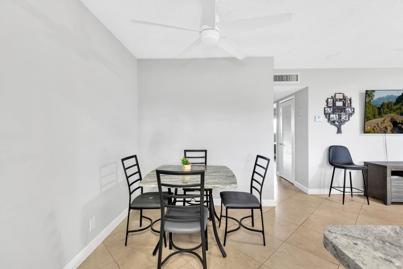 5300 Washington Street #D308, Hollywood, FL 33021 photo 4