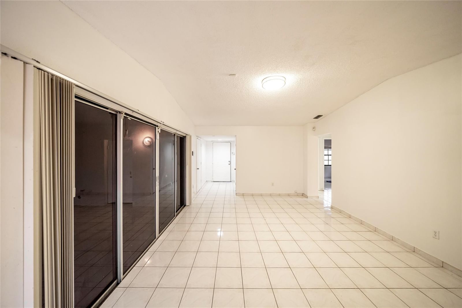 9510 W Fern Lane, Miramar, FL 33025 photo 5