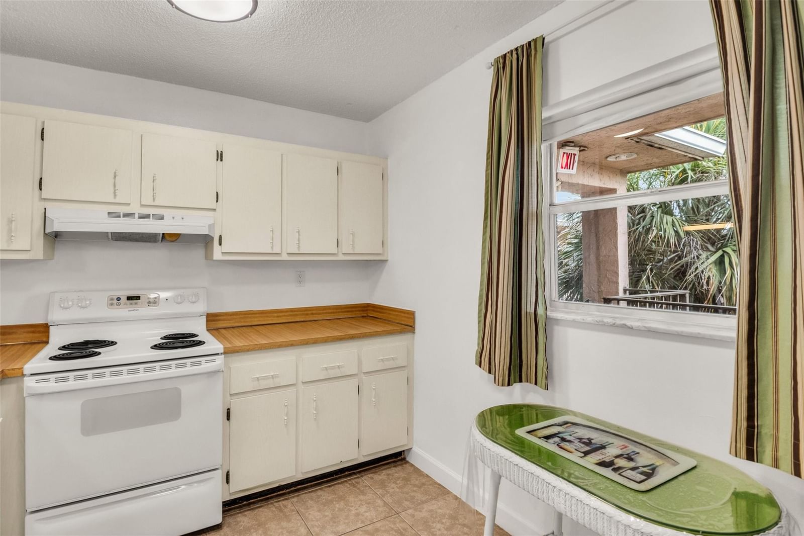 2840 Somerset Drive #403, Lauderdale Lakes, FL 33311 photo 5