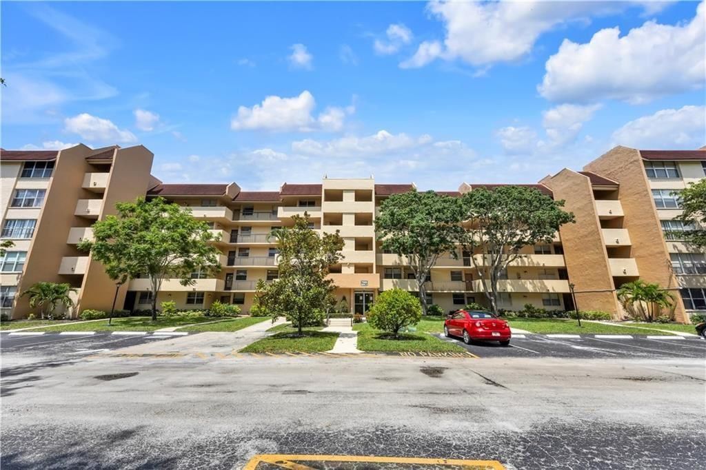 7080 Environ Boulevard #522, Lauderhill, FL 33319 photo 2