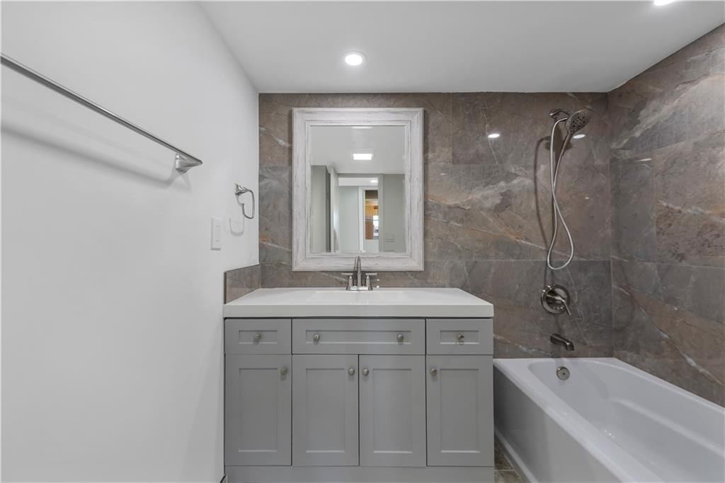 7080 Environ Boulevard #522, Lauderhill, FL 33319 photo 4