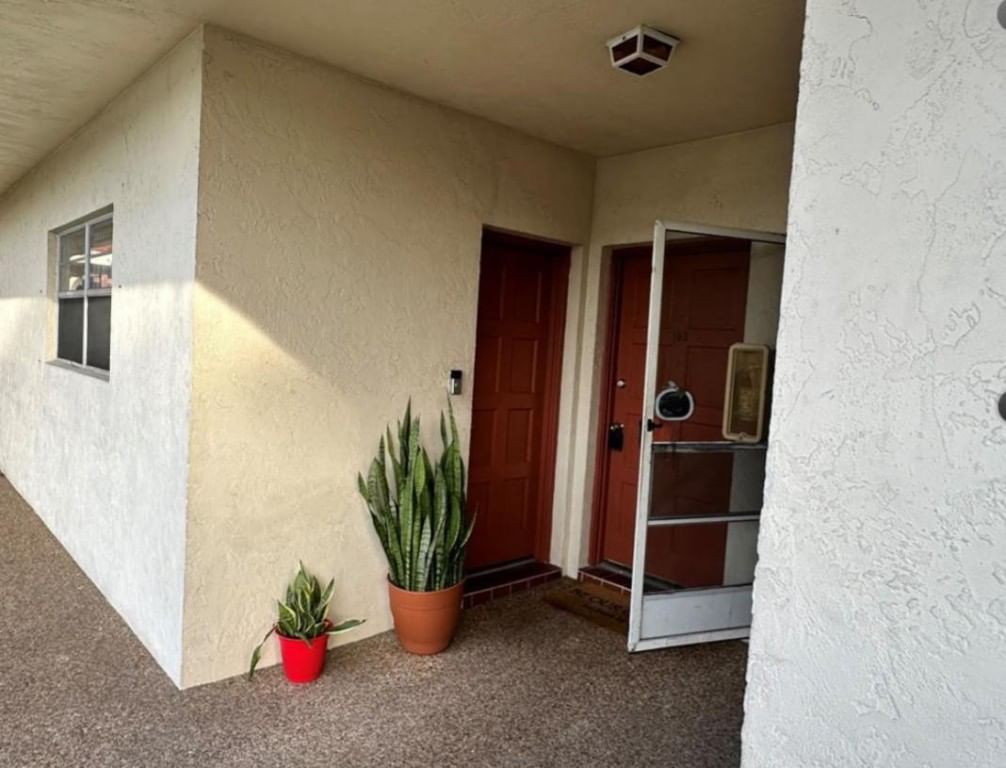 5900 NW 17th Place #103, Sunrise, FL 33313 photo 5