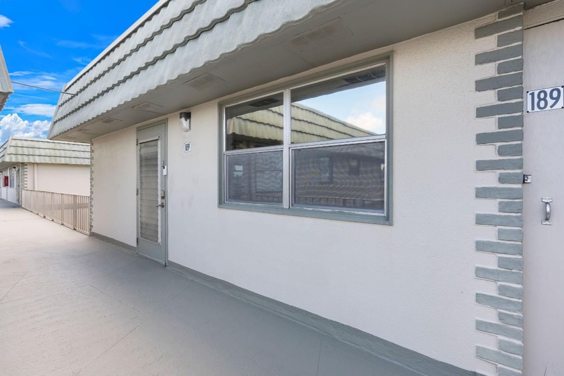 189 Brittany D #189, Delray Beach, FL 33446 photo 2