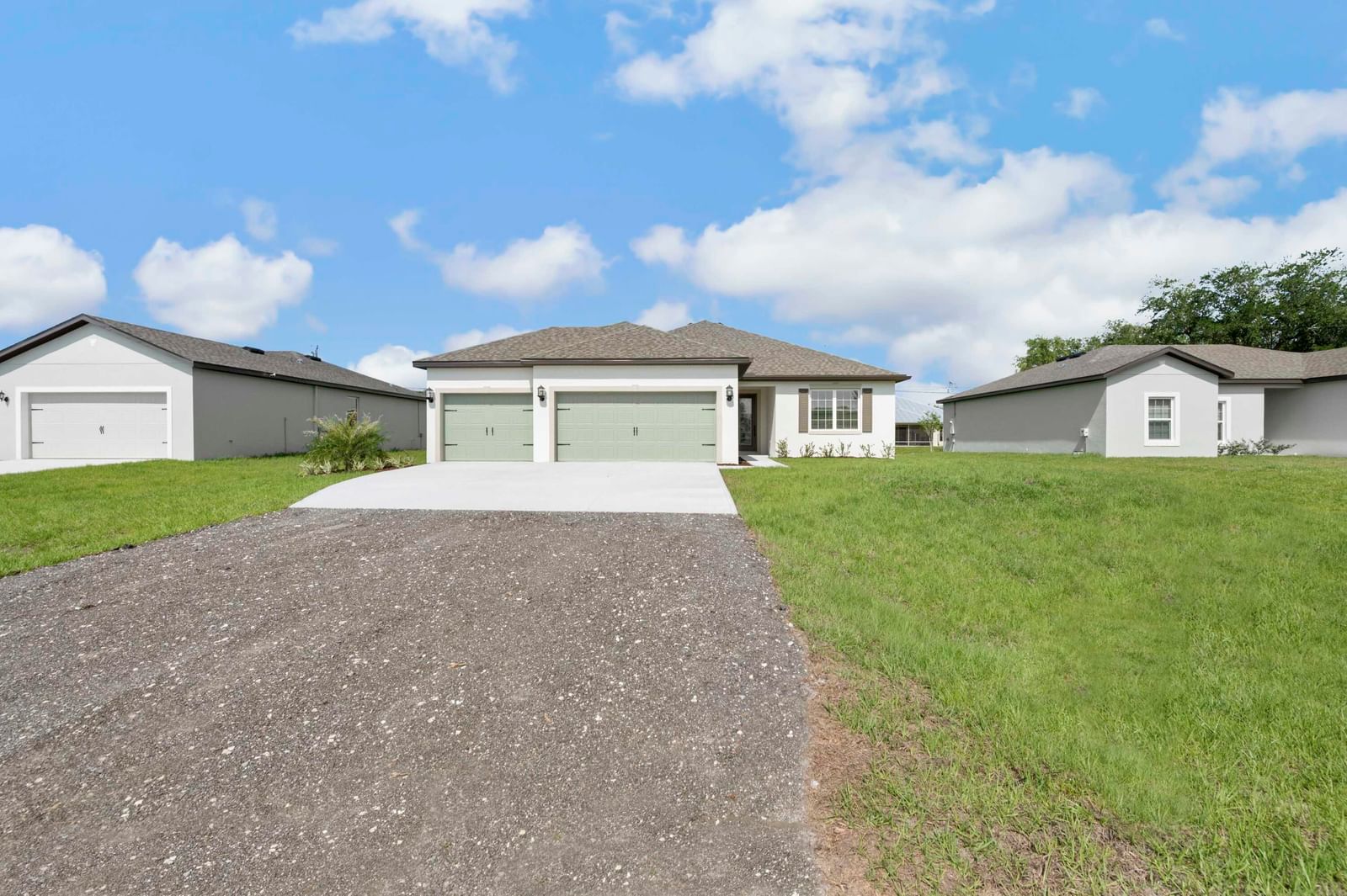 2583 SW Chestnut Lane, Port St Lucie, FL 34953 photo 2
