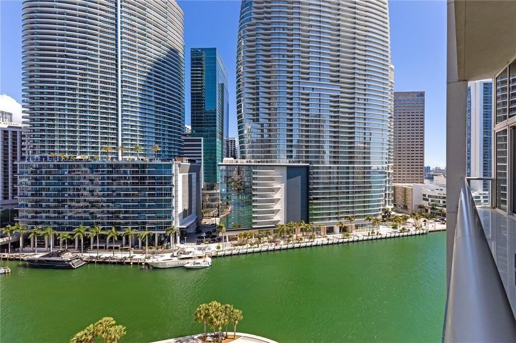 465 Brickell Avenue #2706, Miami, FL 33131 photo 5