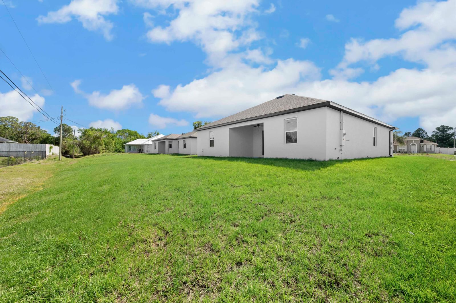 392 SW Paw Court, Port St Lucie, FL 34953 photo 5