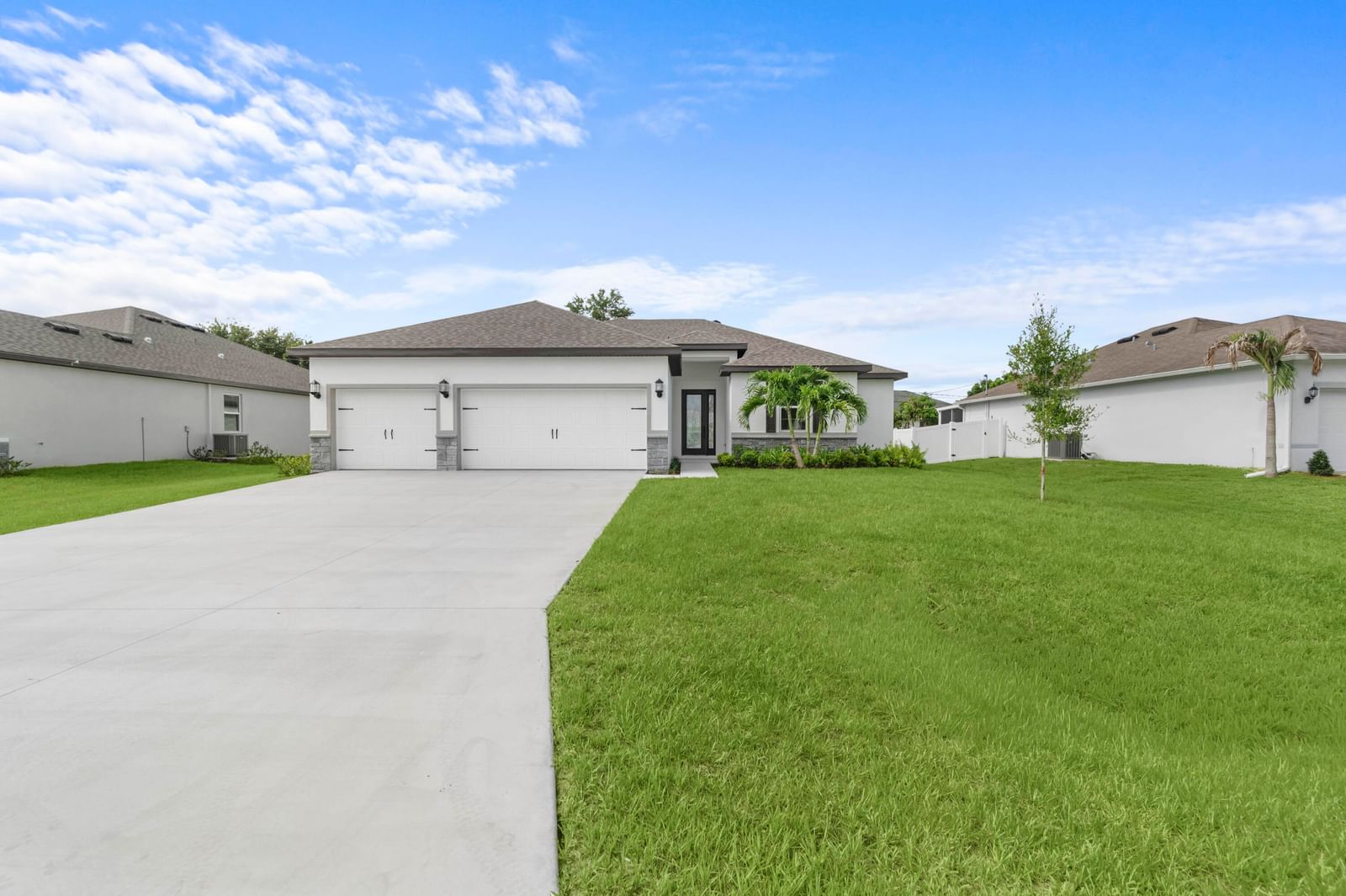 4562 SW Daemon Street, Port St Lucie, FL 34953 photo 2