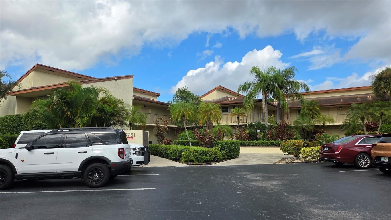 8751 Holly Court #202, Tamarac, FL 33321 photo 3