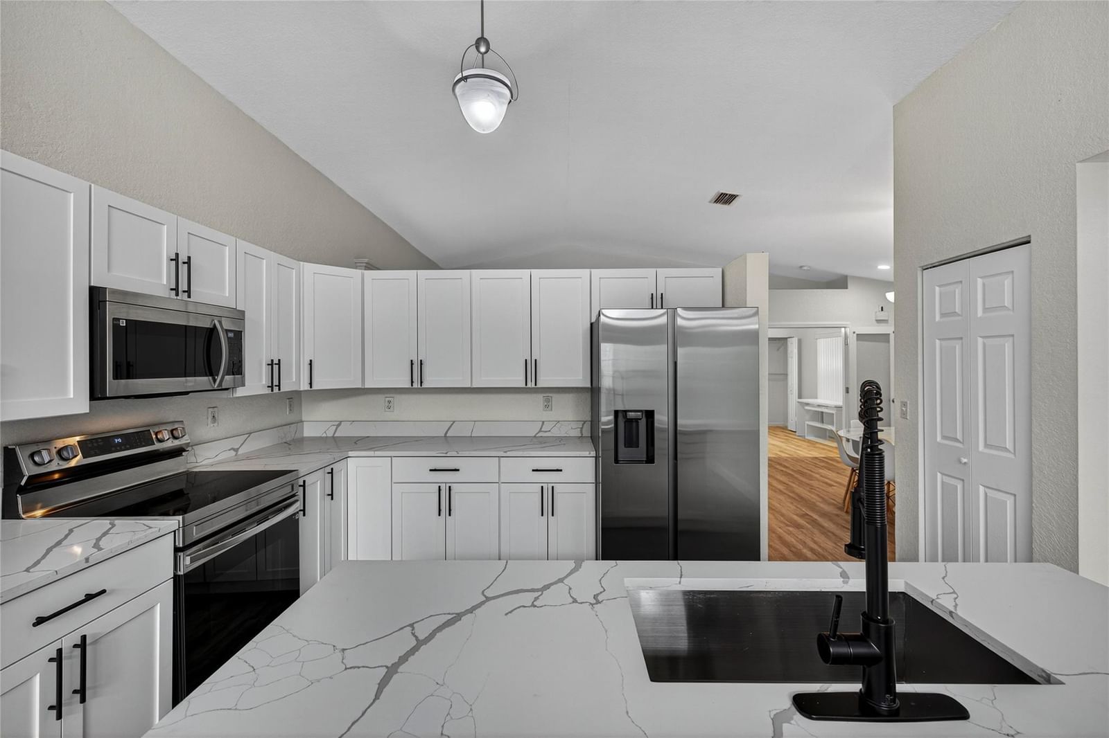2424 SW 162nd Avenue, Miramar, FL 33027 photo 4