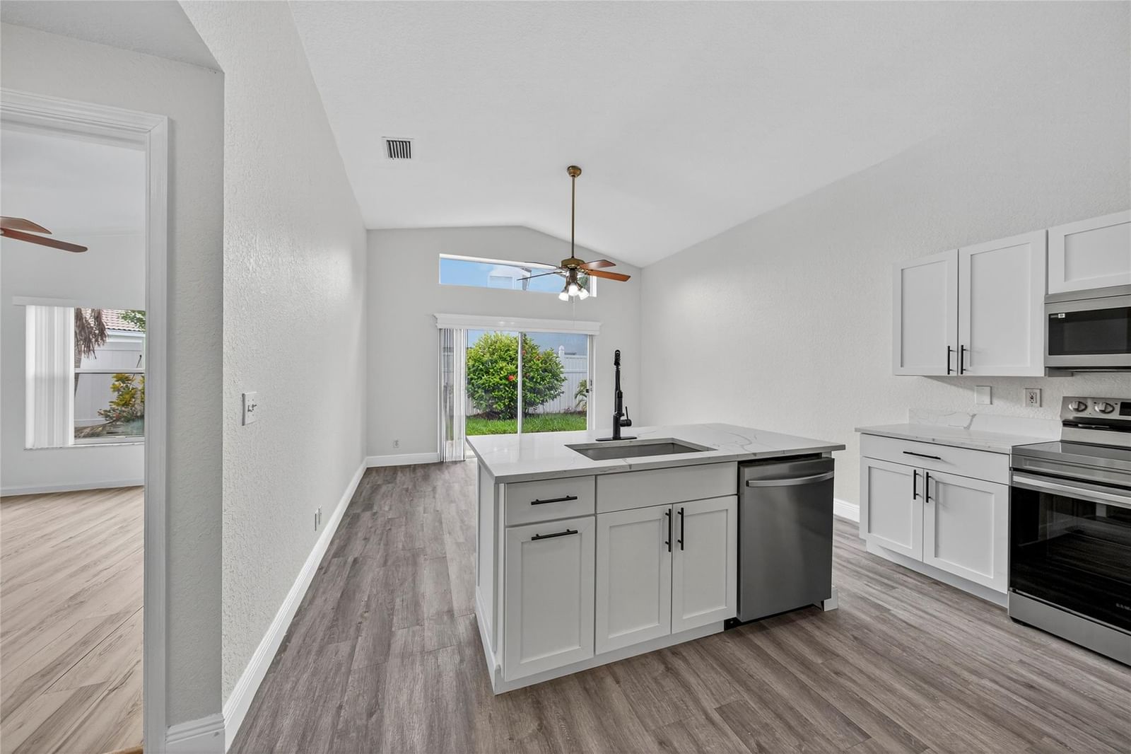2424 SW 162nd Avenue, Miramar, FL 33027 photo 5