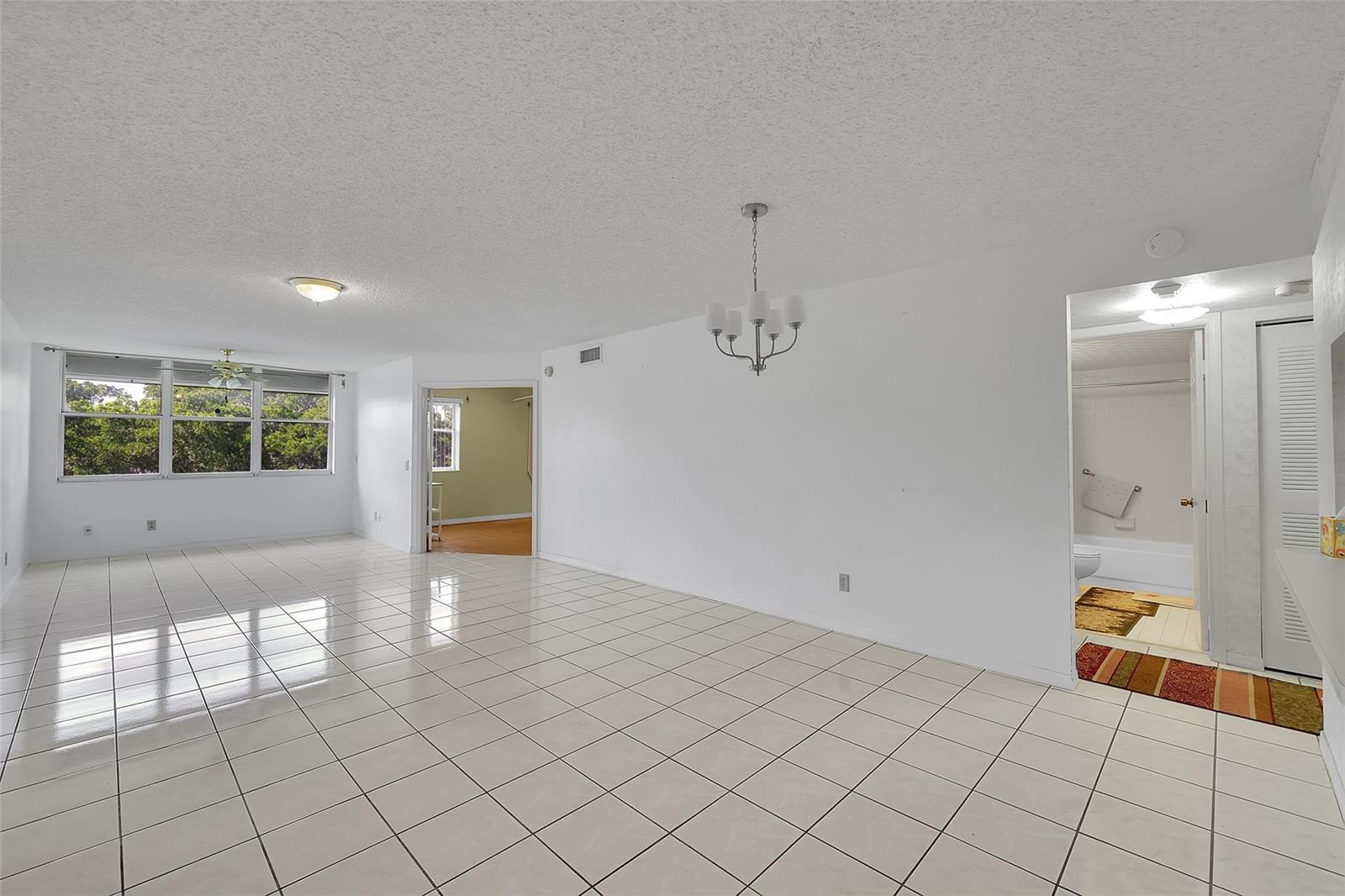 10369 NW 24TH Place #402, Sunrise, FL 33322 photo 4