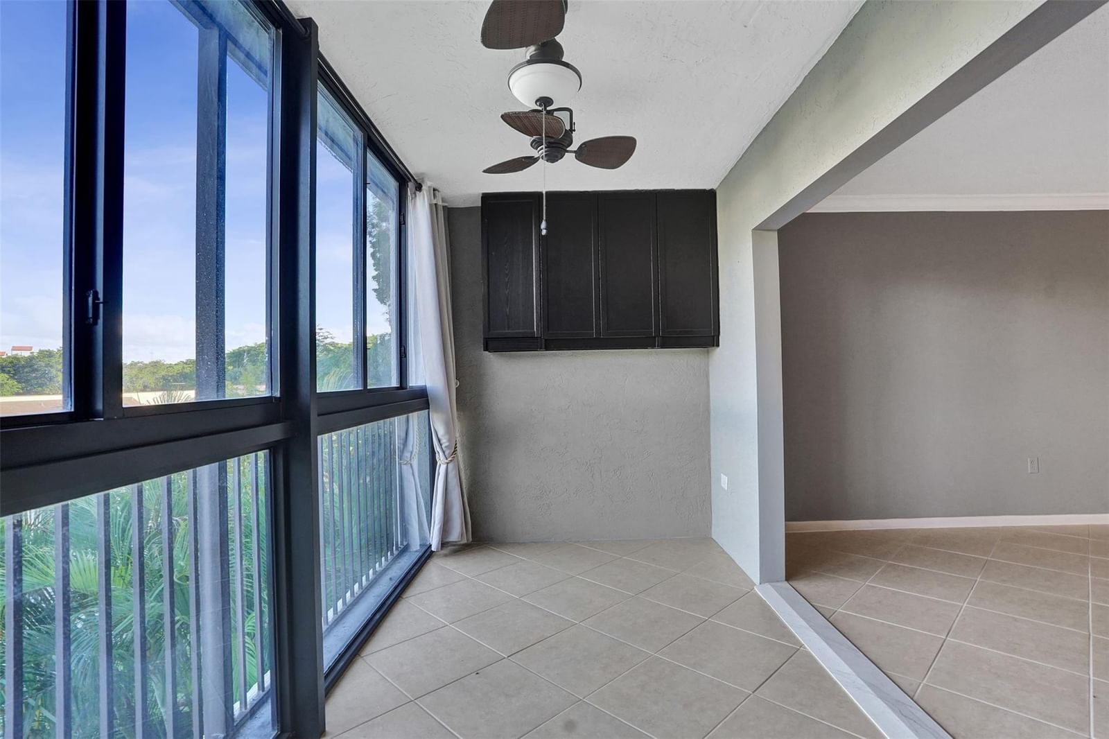 2334 S Cypress Bend Drive #304, Pompano Beach, FL 33069 photo 2
