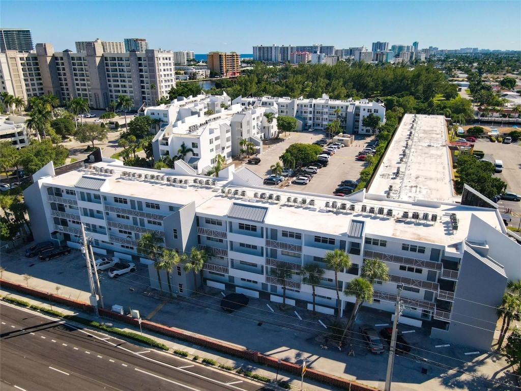 2840 NE 14th Street Causeway #304A, Pompano Beach, FL 33062 photo 3
