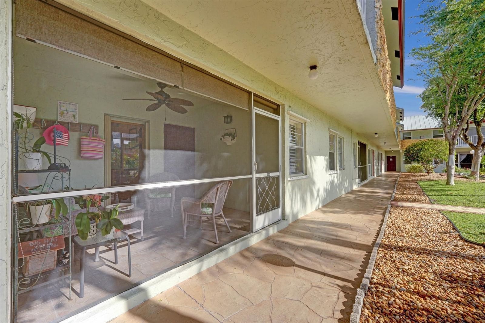 860 SE 6th Avenue #402, Deerfield Beach, FL 33441 photo 4