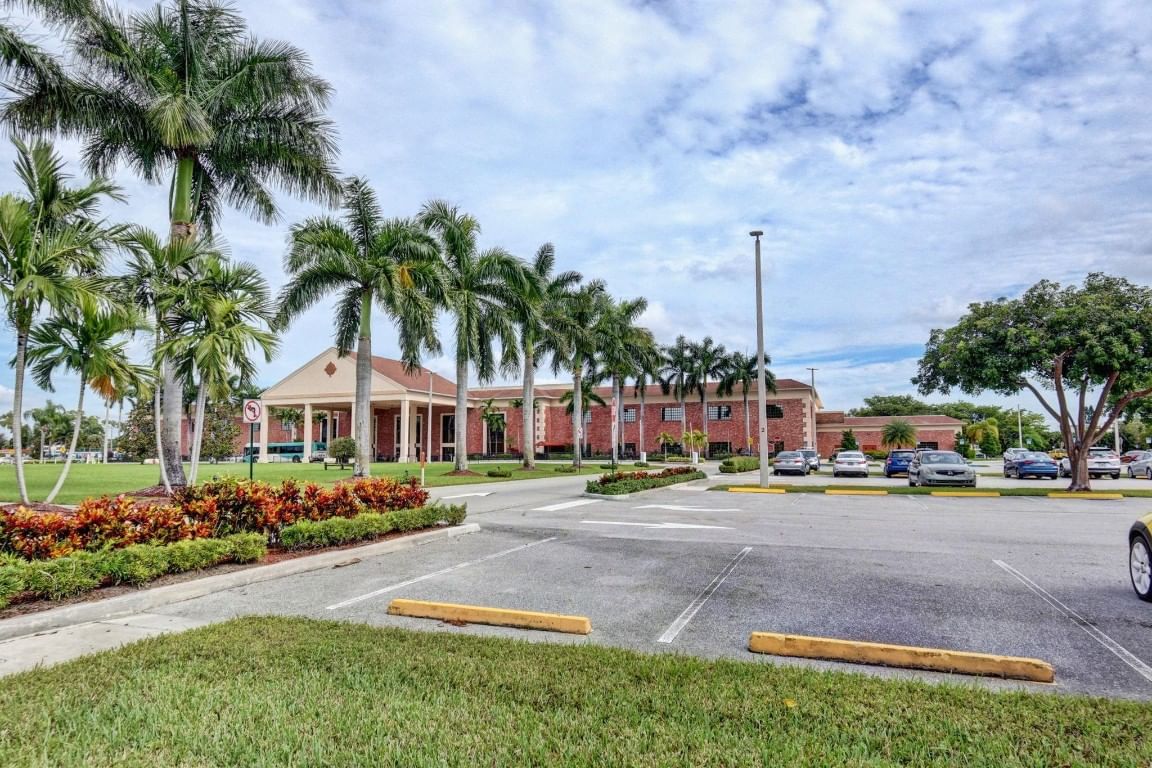 3025 Guildford B #3025, Boca Raton, FL 33434 photo 4