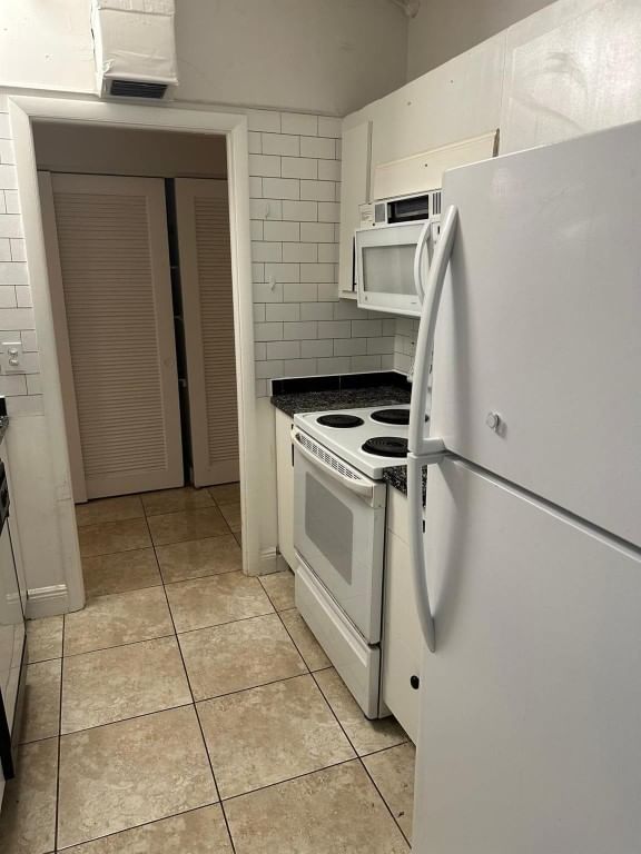 400 N Riverside Drive #102, Pompano Beach, FL 33062 photo 3