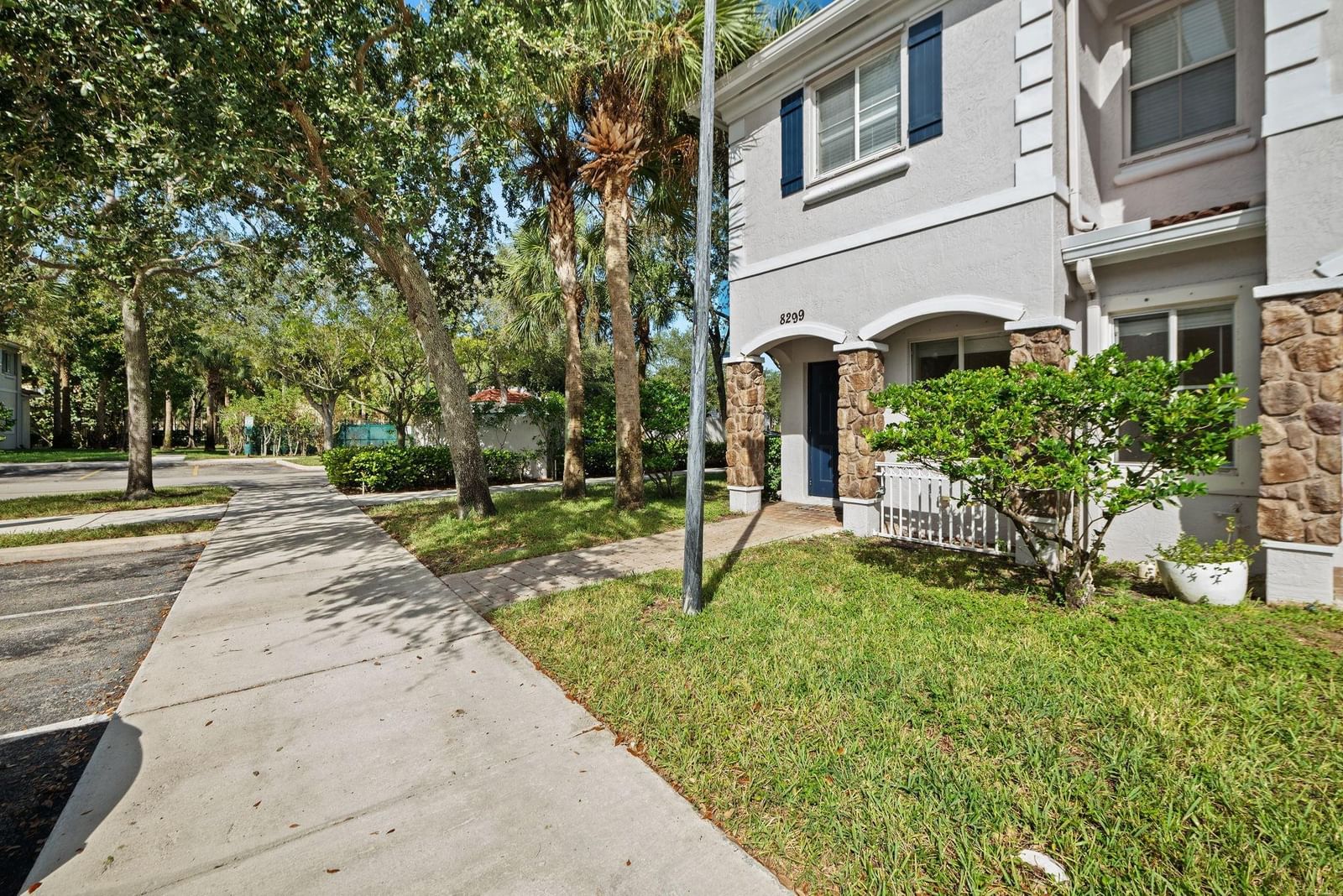 8299 SW 27th Street #101, Miramar, FL 33025 photo 2