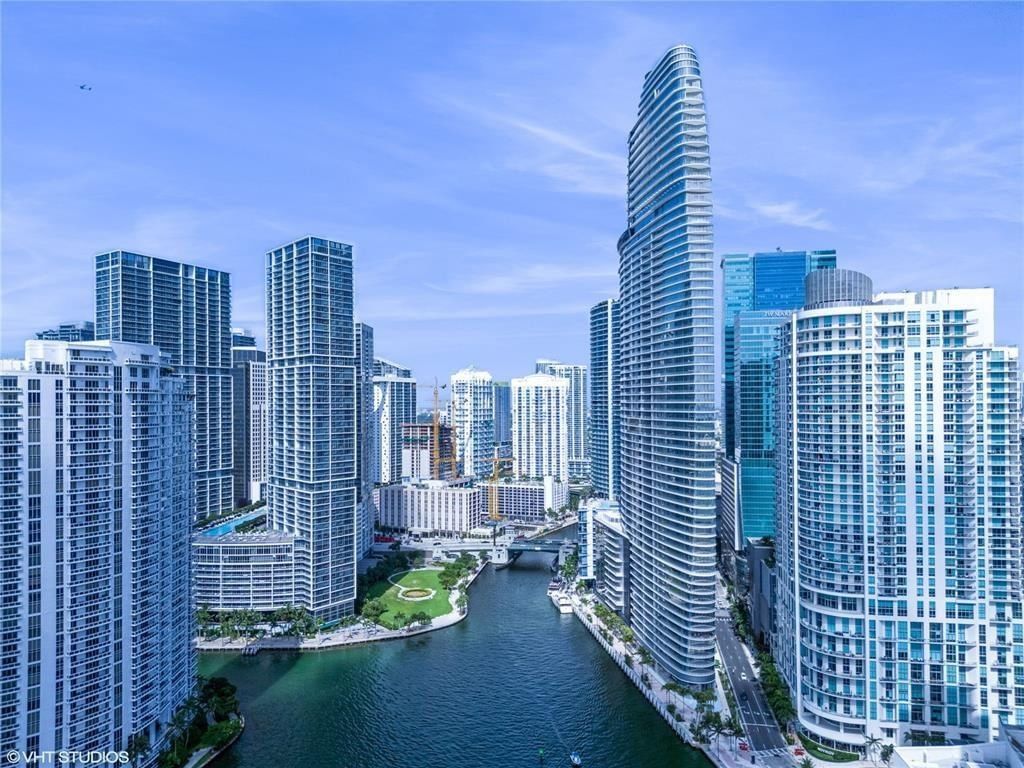 300 Biscayne Blvd Way #2508, Miami, FL 33131 photo 2