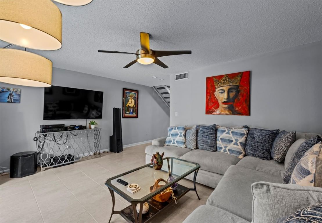 653 Cypress Lane #21b, Wilton Manors, FL 33305 photo 3