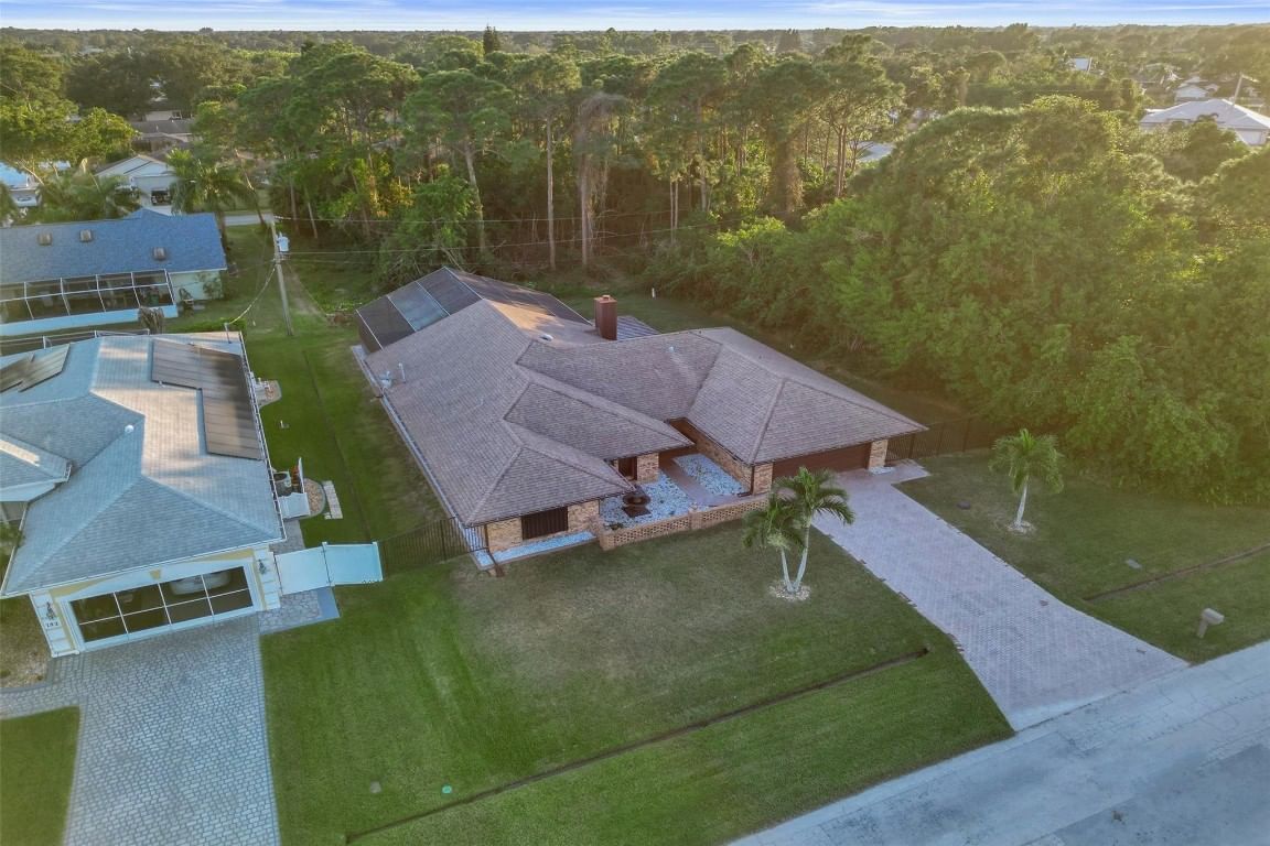 766 SE Cavern Avenue, Port St Lucie, FL 34983 photo 4
