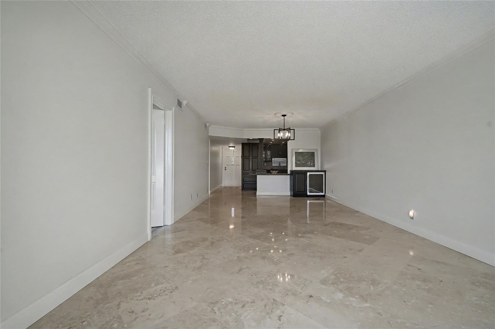 9320 S Hollybrook Lake Drive #103, Pembroke Pines, FL 33025 photo 2