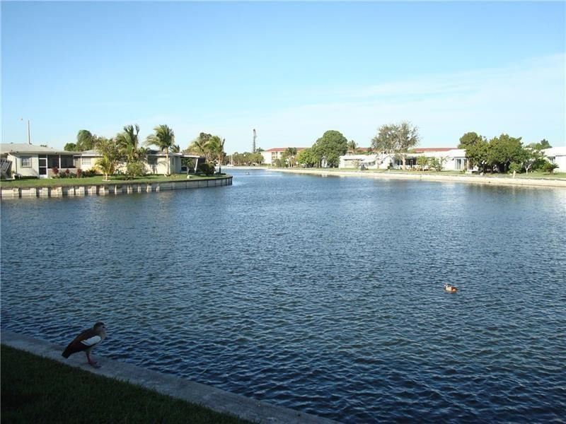 5809 NW 85th Avenue, Tamarac, FL 33321 photo 3
