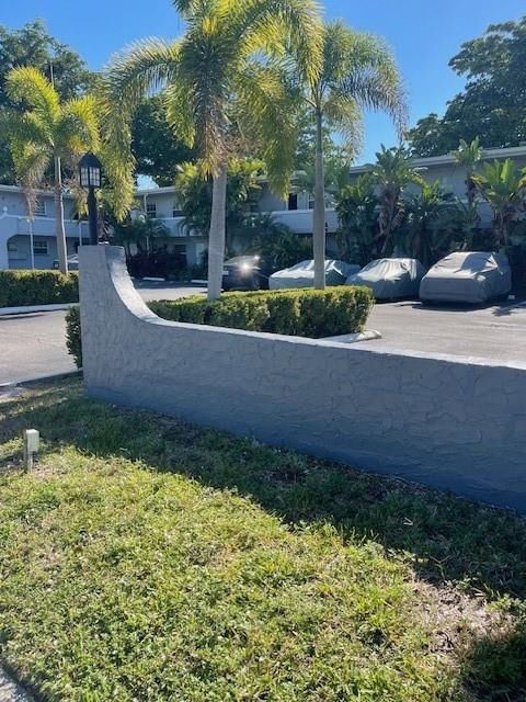 900 NE 26 Street #15, Wilton Manors, FL 33305 photo 2