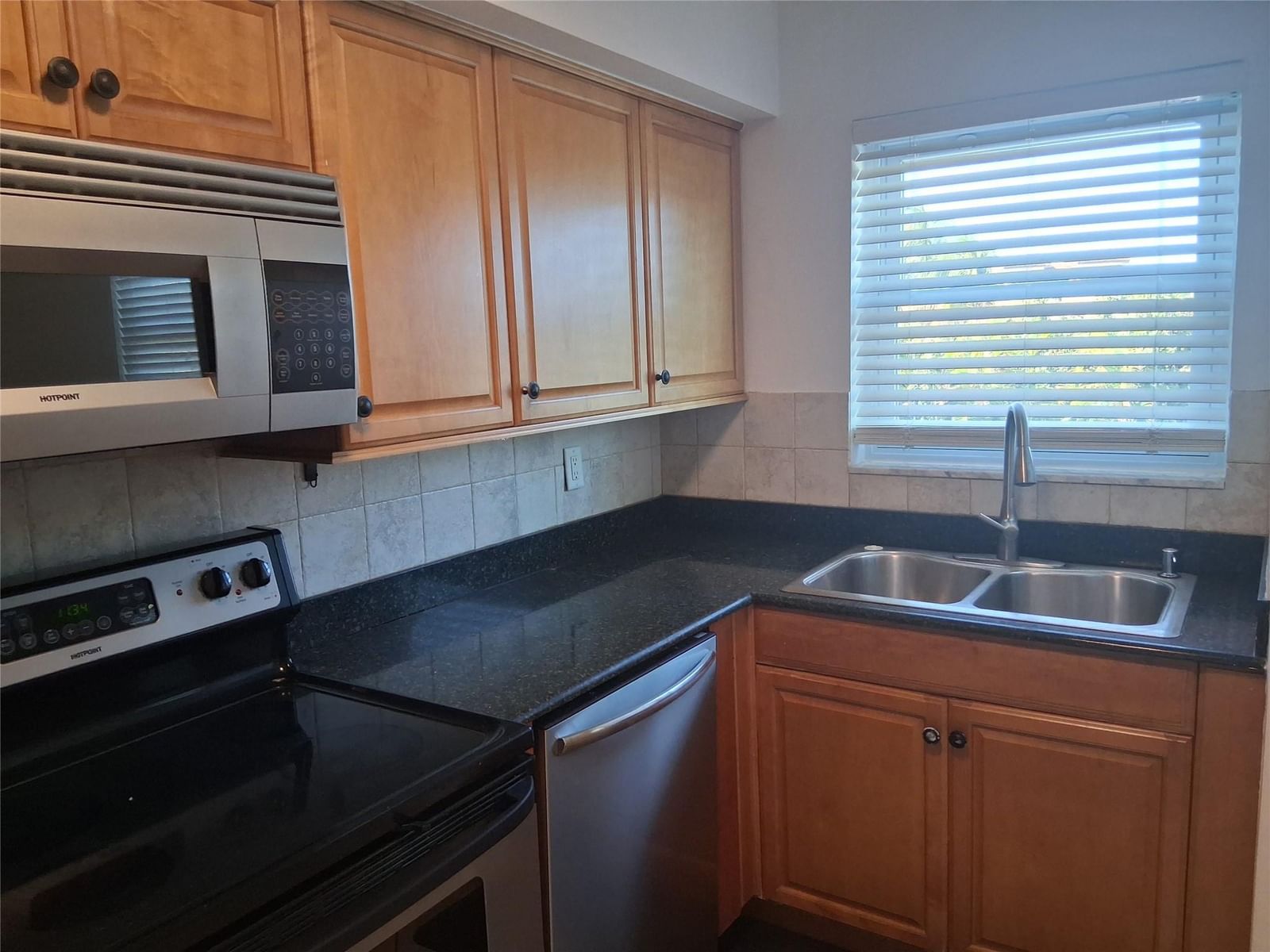 505 NE 20 Avenue #217, Deerfield Beach, FL 33441 photo 2