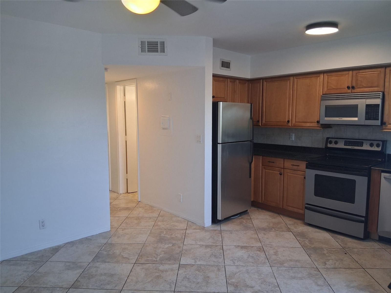 505 NE 20 Avenue #217, Deerfield Beach, FL 33441 photo 3
