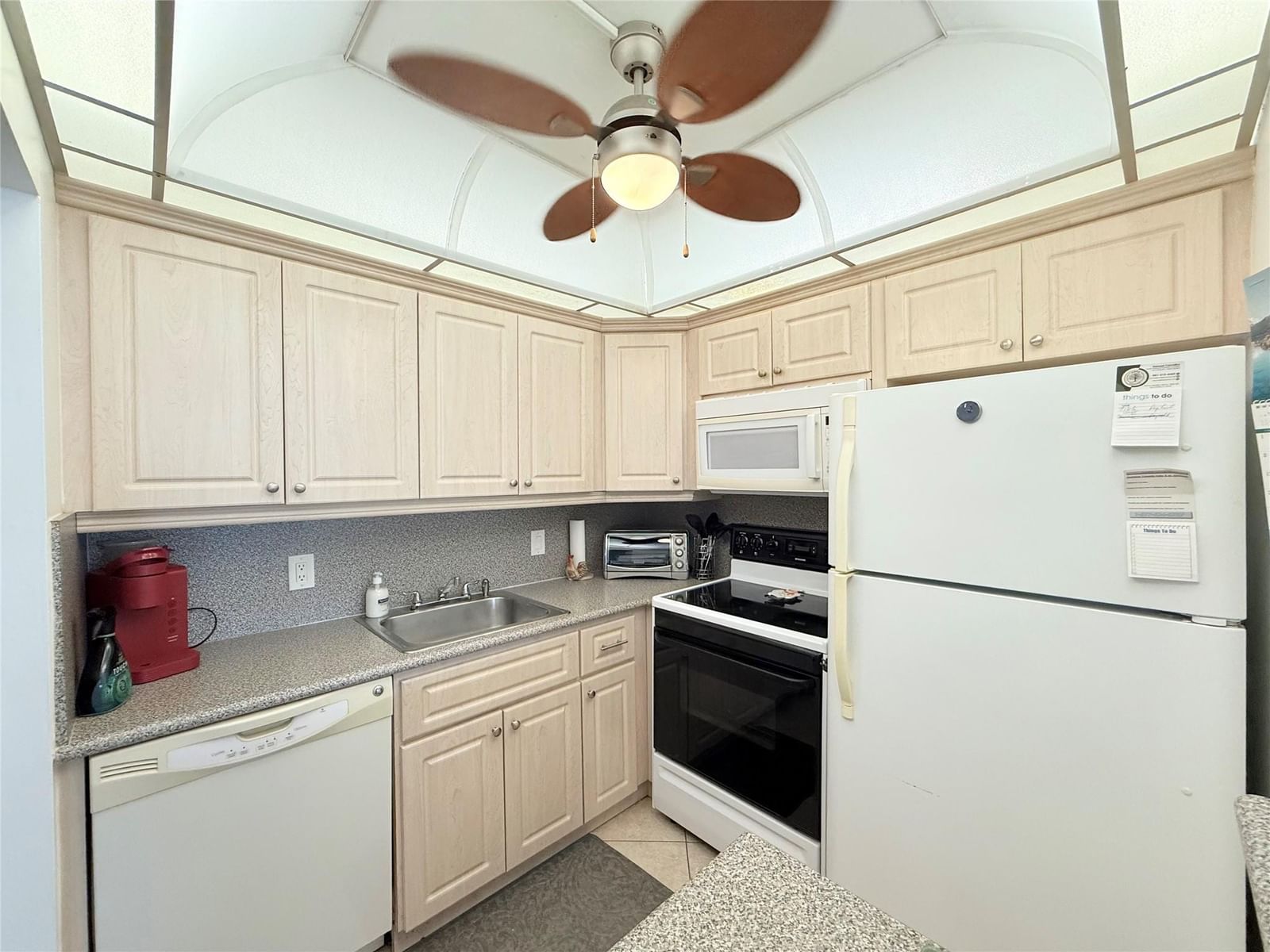 53 Markham C #53, Deerfield Beach, FL 33442 photo 3