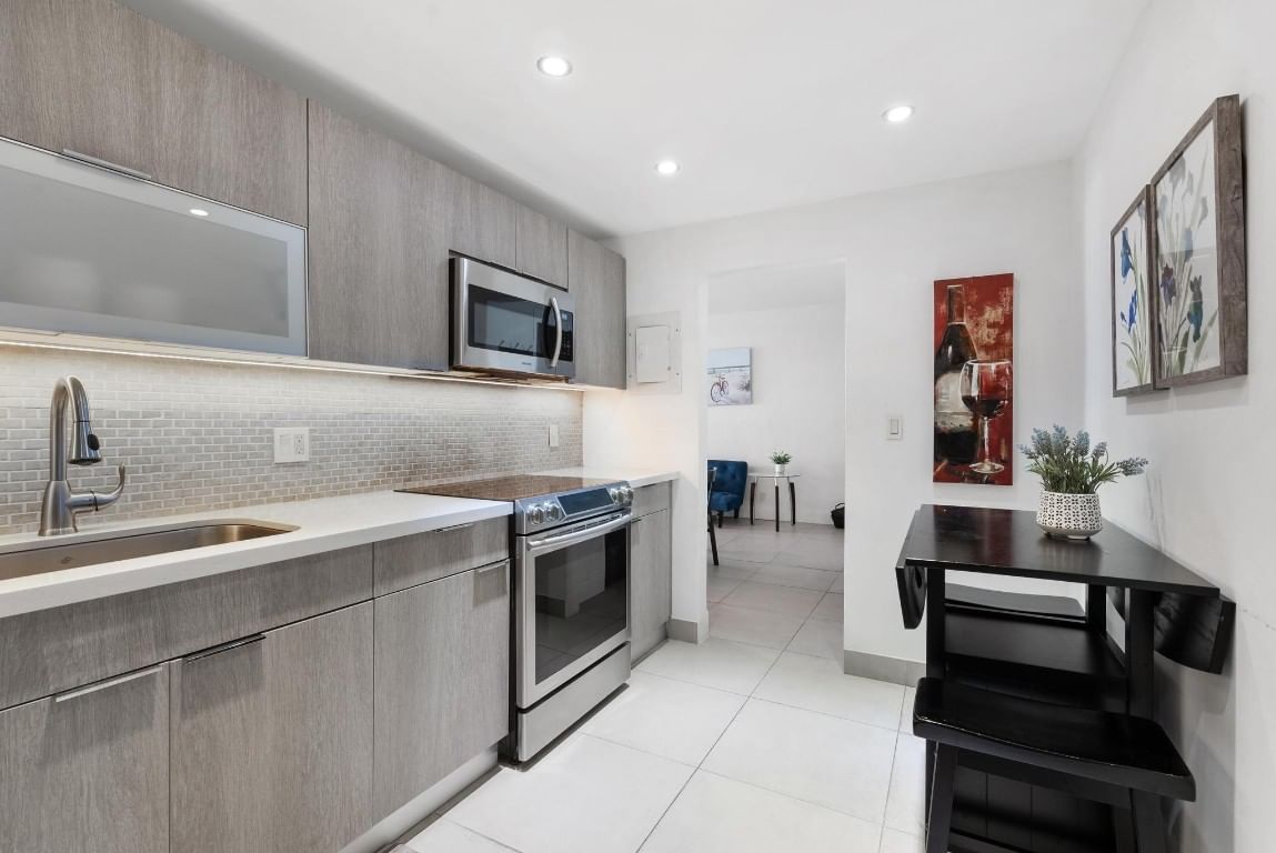4001 S Ocean Drive #8E, Hollywood, FL 33019 photo 4