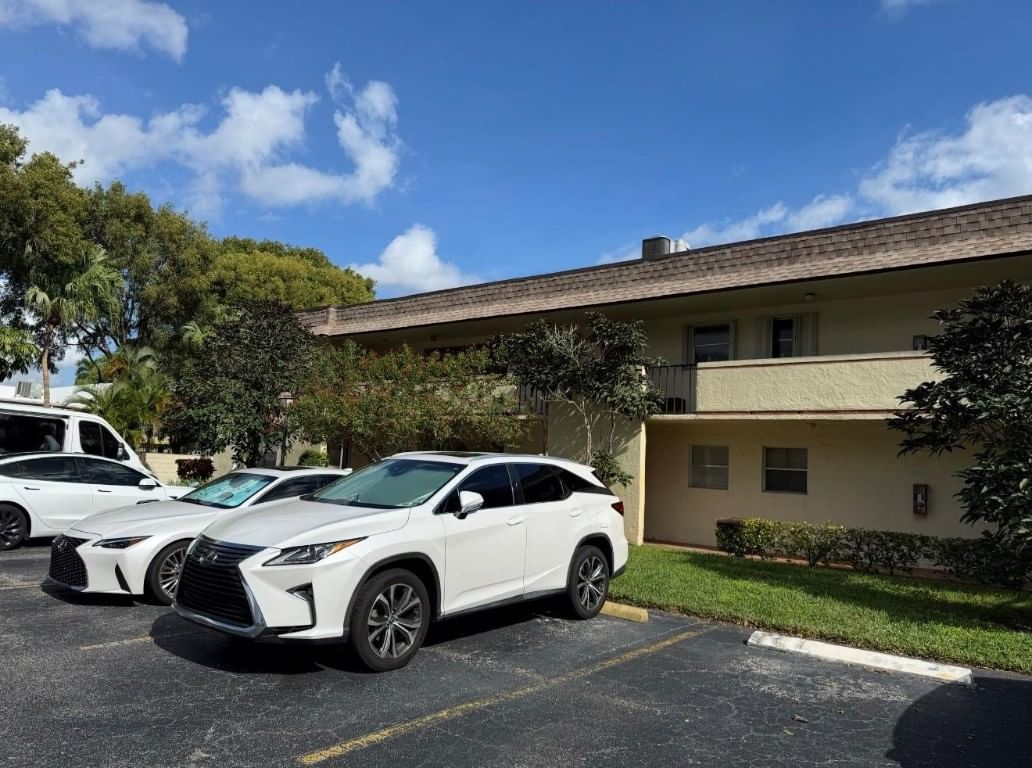 5515 Lakewood Circle #125, Pompano Beach, FL 33063 photo 4