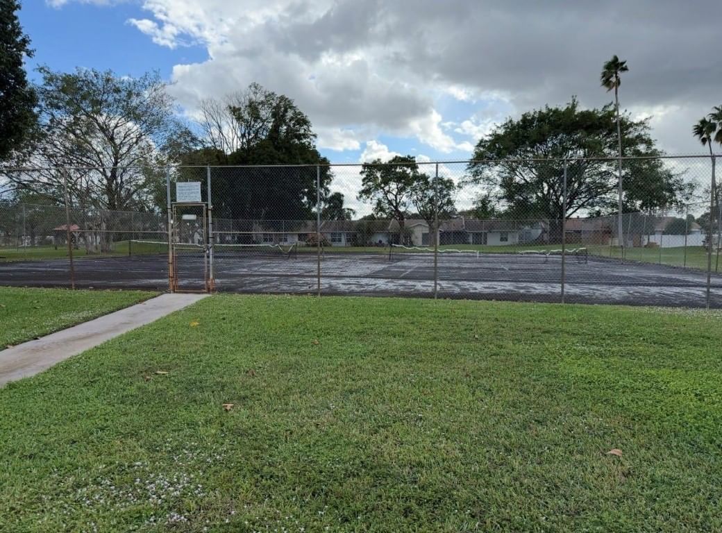 5515 Lakewood Circle #125, Pompano Beach, FL 33063 photo 5