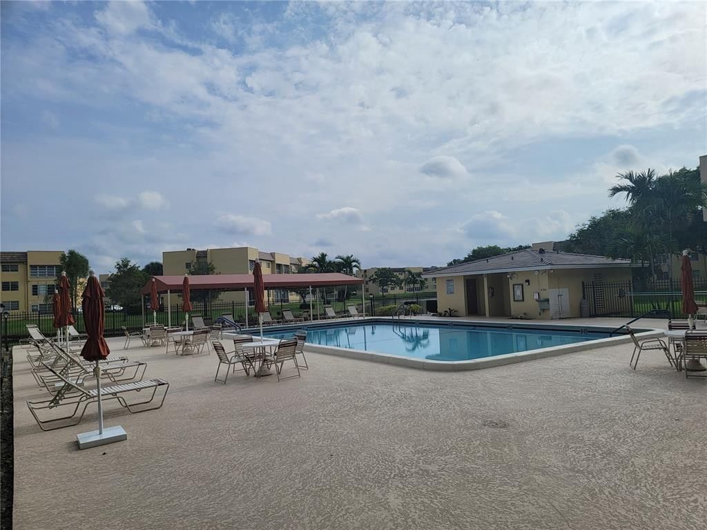 6000 NW 64th Avenue #205, Tamarac, FL 33319 photo 2