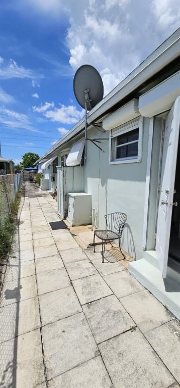 2211 Lincoln Street #11, Hollywood, FL 33020 photo 5