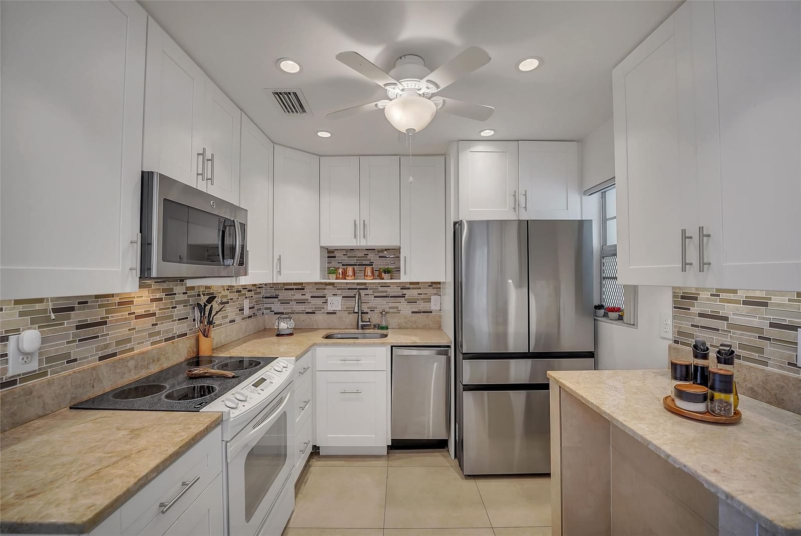 700 Layne Boulevard #301, Hallandale Beach, FL 33009 photo 2