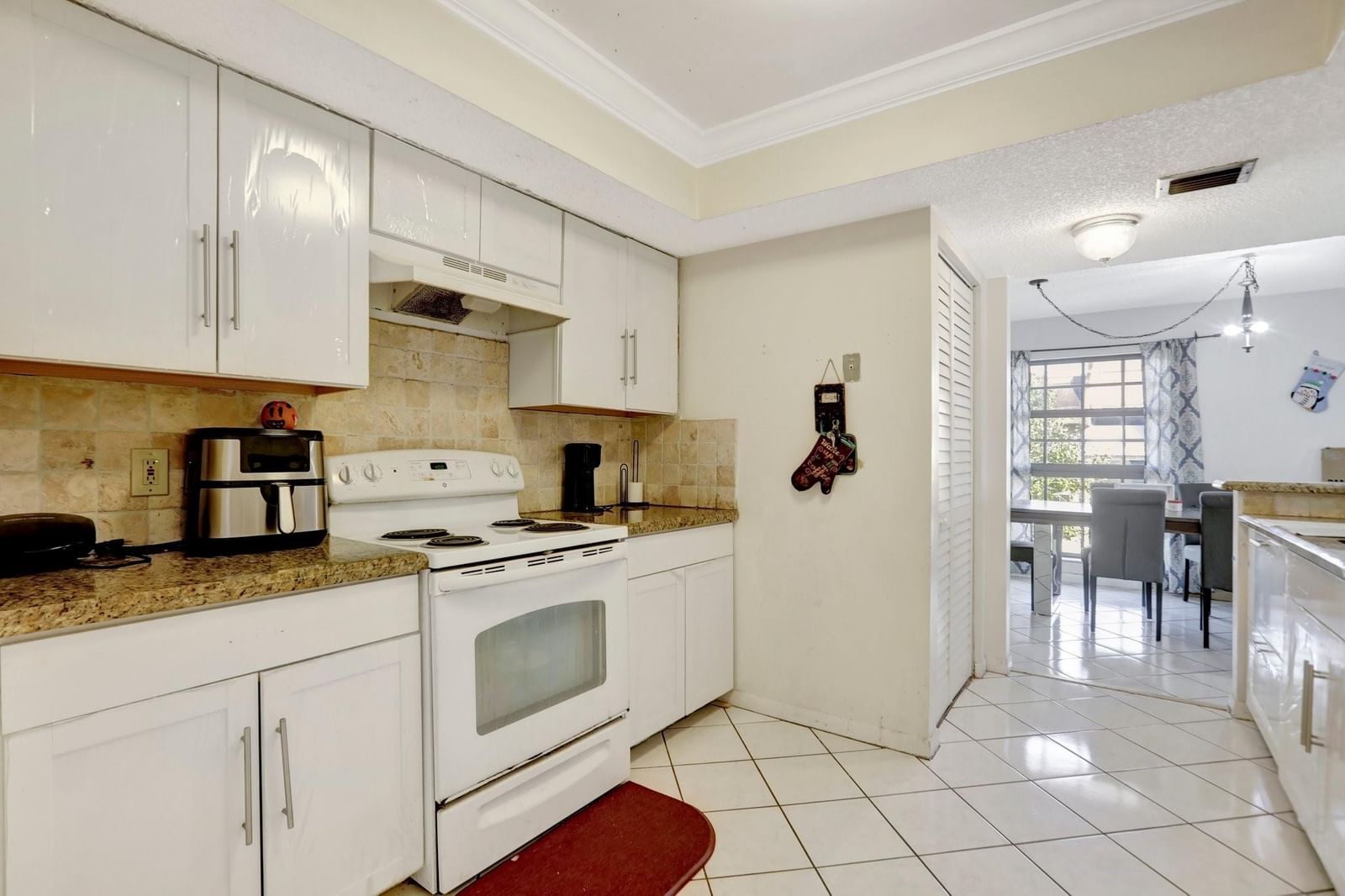 5570 NW 44th Street #518a, Lauderhill, FL 33319 photo 2