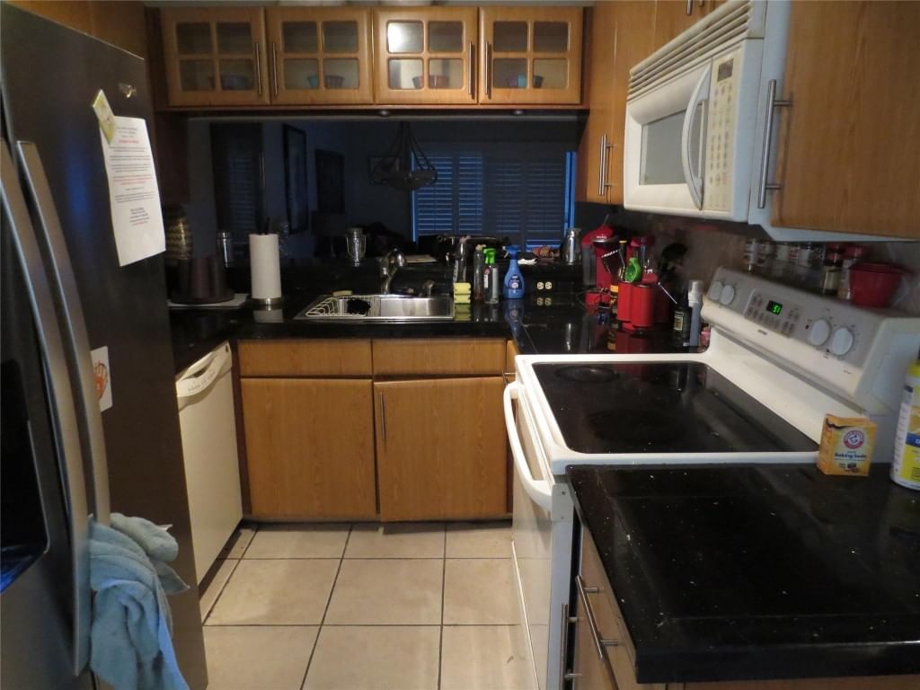 9553 W Mcnab Road #104, Tamarac, FL 33321 photo 2