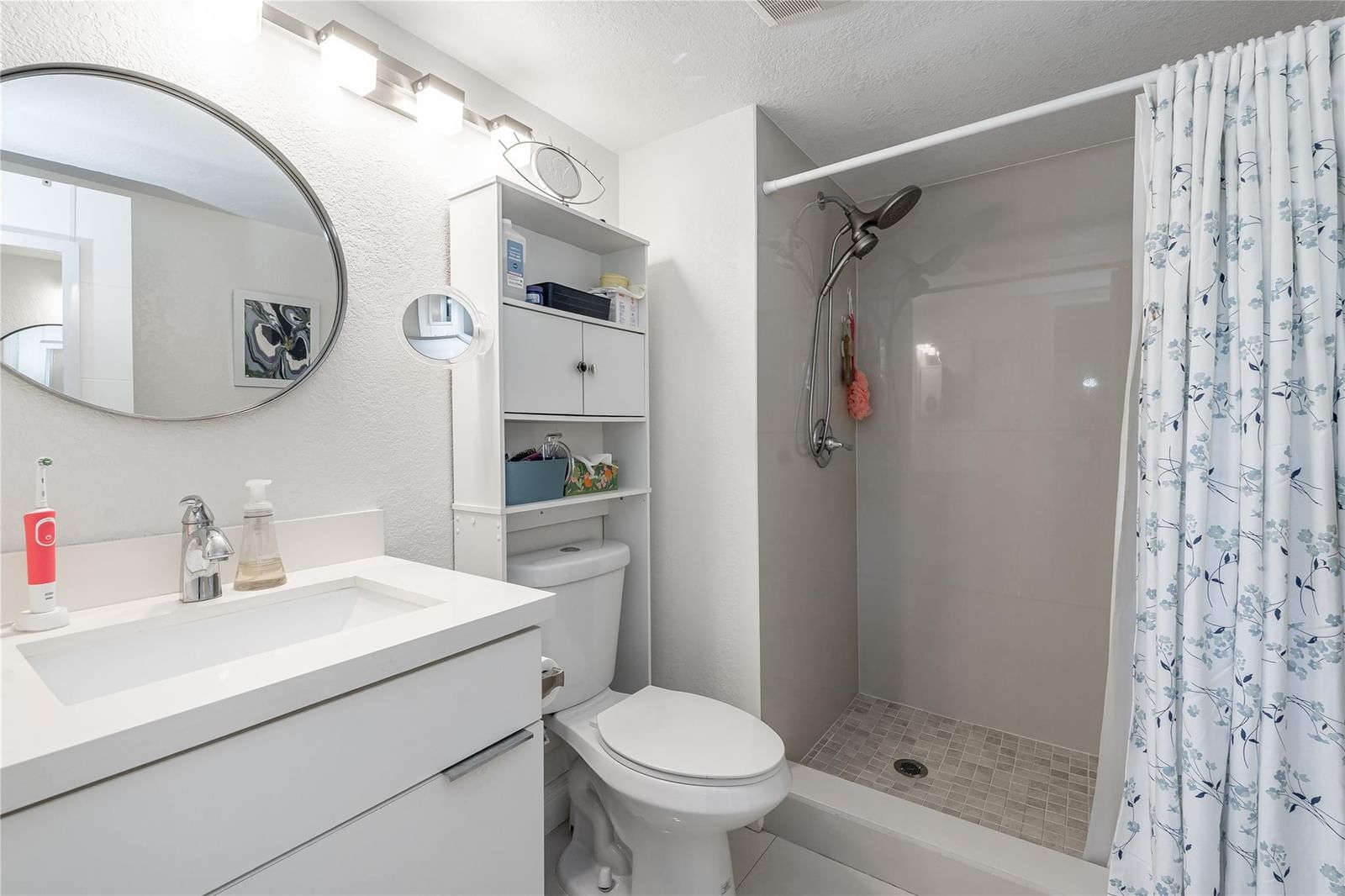 8901 S Hollybrook Boulevard #201, Pembroke Pines, FL 33025 photo 5