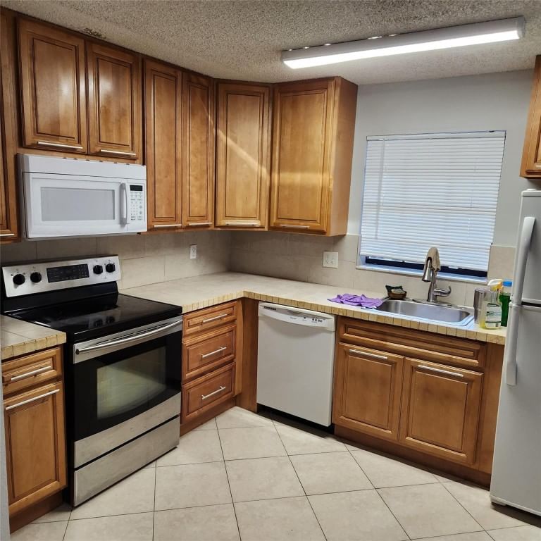 3634 NW 95th Terrace #3634, Sunrise, FL 33351 photo 2