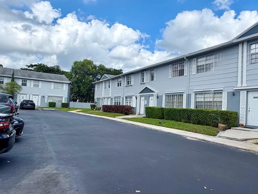 1788 SW 81st Way #1788, Davie, FL 33324 photo 4
