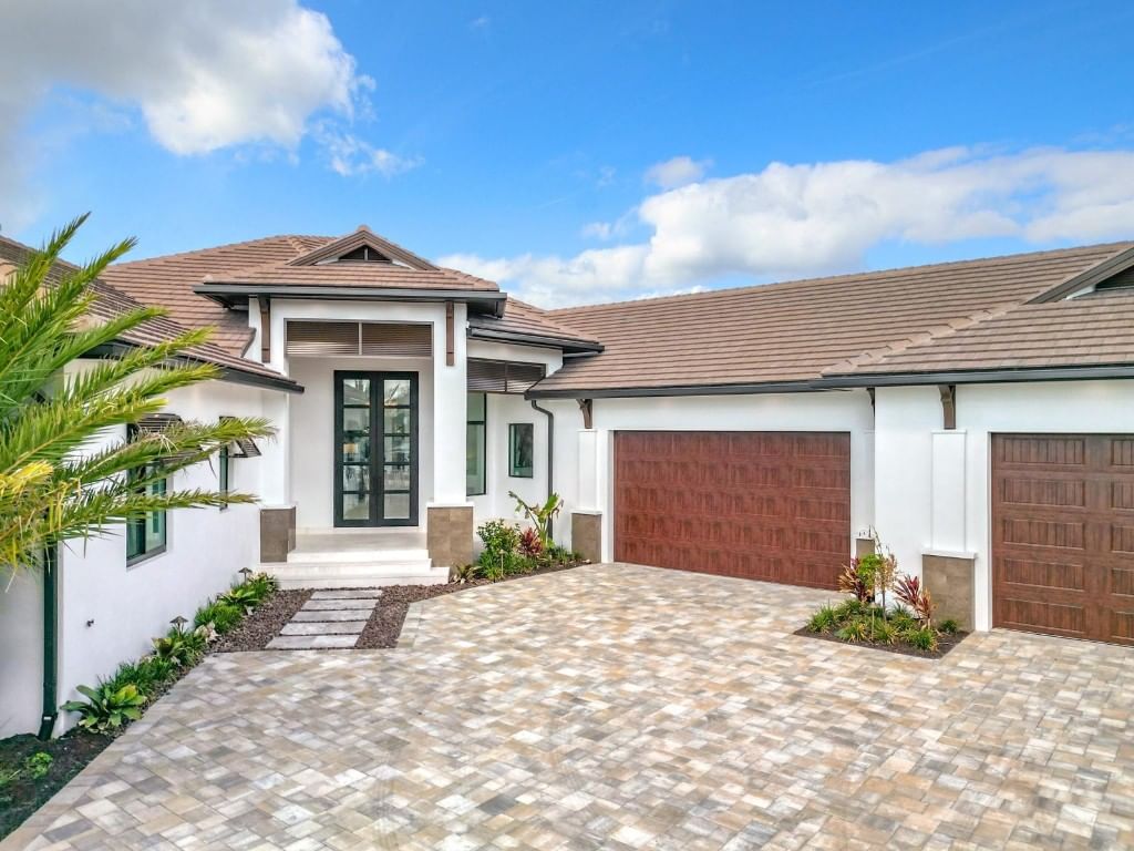 14201 Bay Drive, Fort Myers, FL 33919 photo 5