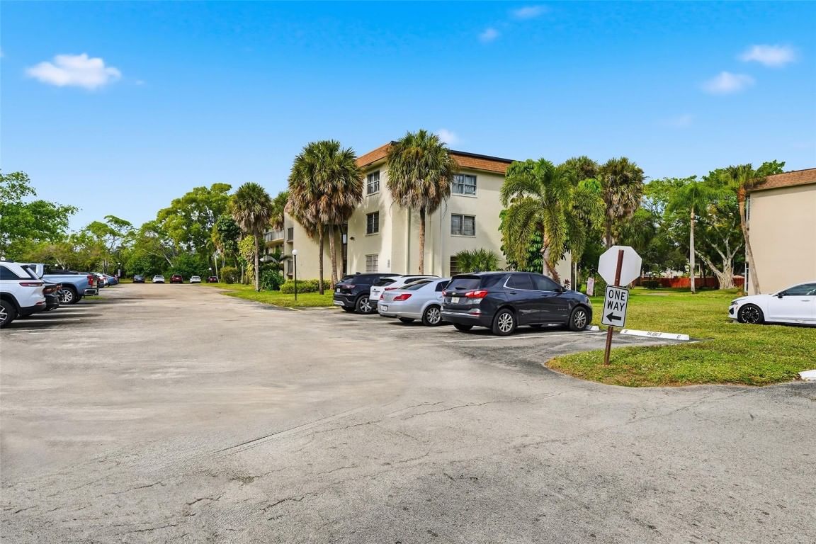 7500 NW 17th Street #110, Plantation, FL 33313 photo 4