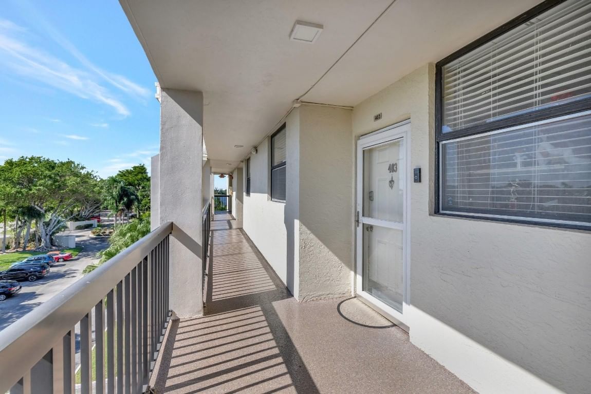115 Lake Emerald Drive #403, Oakland Park, FL 33309 photo 2