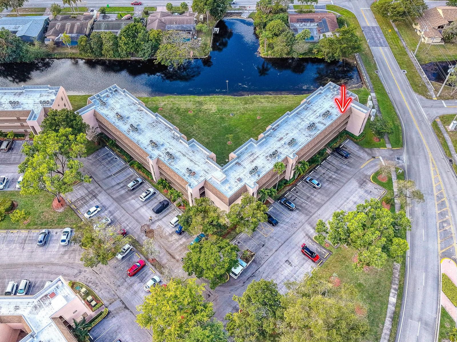 10466 Sunrise Lakes Boulevard #312, Sunrise, FL 33322 photo 3