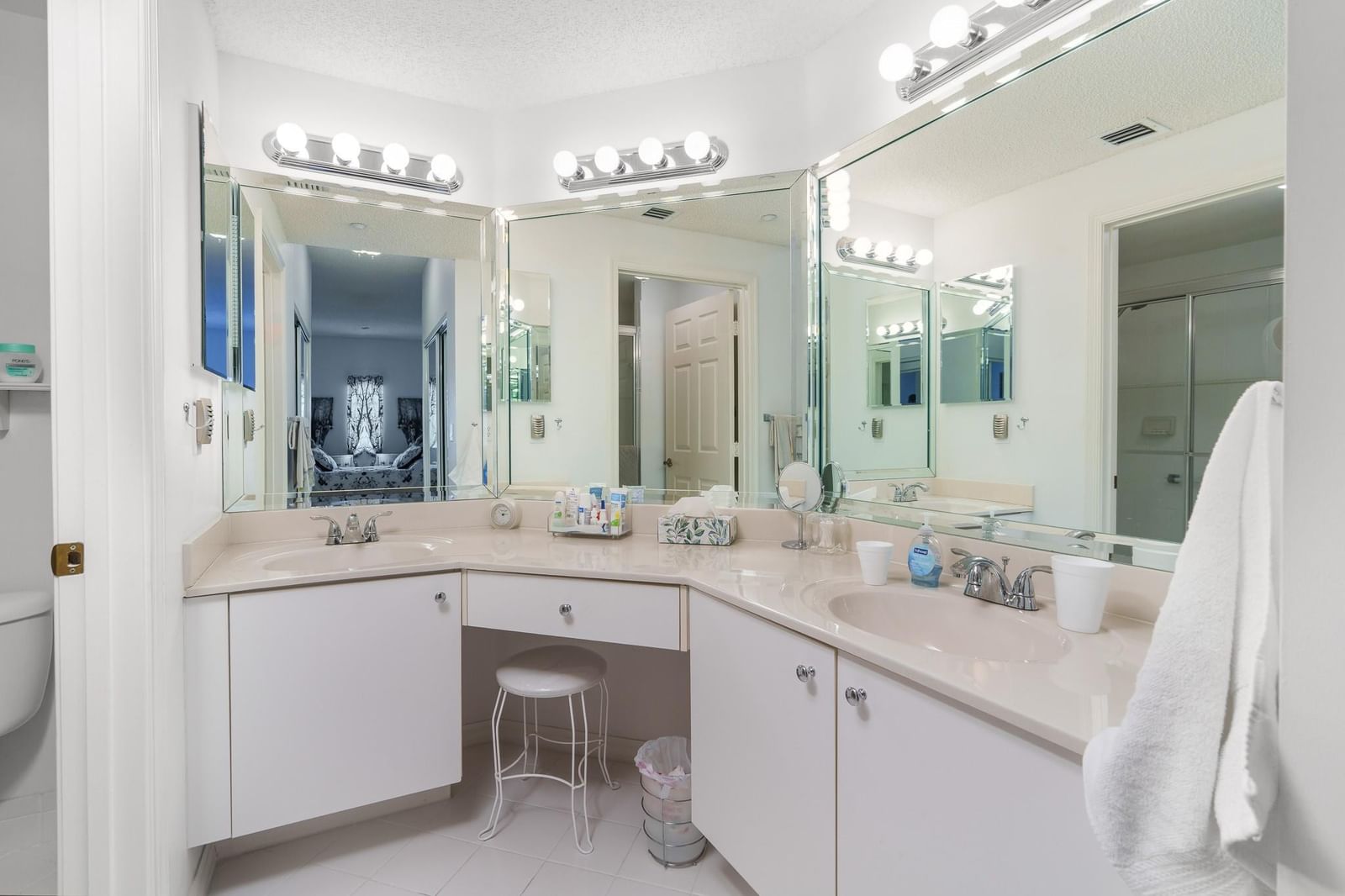 7647 Southampton Terrace #202, Tamarac, FL 33321 photo 4