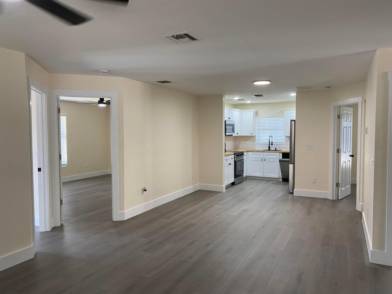 176 SW 5th Court, Deerfield Beach, FL 33441 photo 2